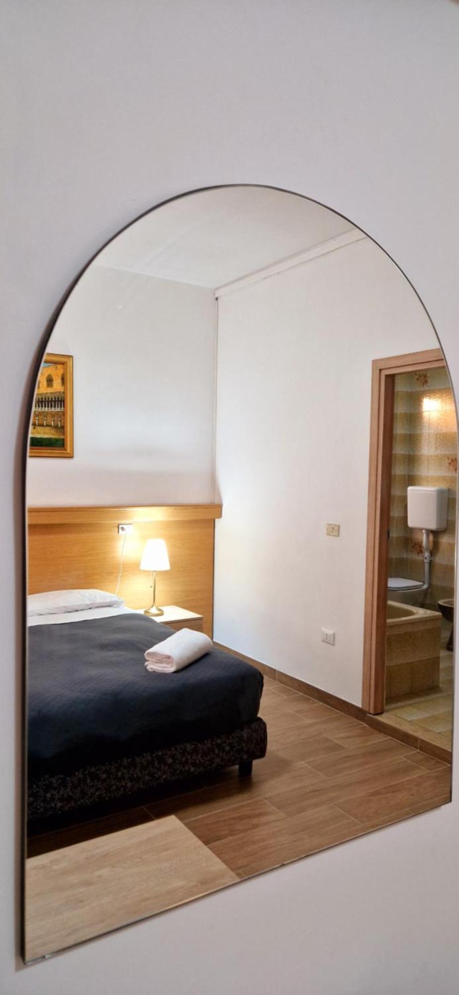 Hotel Tito Mestre Buitenkant foto